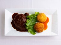 ◆Enjoy traditional Western food◆Double main lunch [from ¥3190]