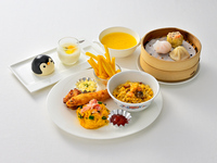 Special kids’ menu (for ages 10 and under)