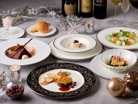 December 24 ★ Toast with Dom Pérignon