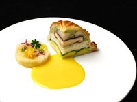 【12/24 Only】Christmas Concert 4 Course Dinner with Non-Alcoholic Beverages for over 6 persons