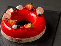 [Early Reservation Offer – 20% Off] Coral Noël 18cm