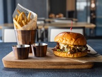 【テイクアウト】　スマッシュバーガー