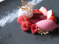 Early Bird [DINNER] Noel 2026: Exquisite Christmas special dinner course with 9 dishes + champagne