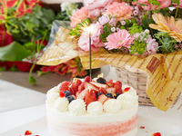 生クリーム5号ホールケーキ（１5㎝４～６人分）