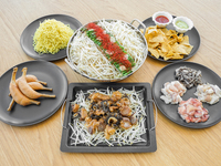Miso-braised offal hot pot course