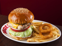 CHICKEN CHEESE BURGER