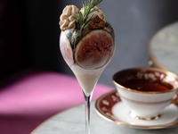 Seasonal Parfait/Fig (only Bar time)