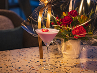 [Dinner Time] Pair Cocktails & Flower Arrangement Plan