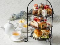 Rouge & Chocolate Afternoon Tea Set
