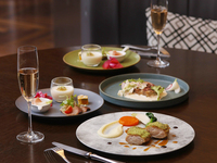【12月・1月・2月】選べるメインディッシュ+Buffet  アルコール飲料ワンドリンク付き　（時間無制限）