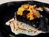 [12/19, 12/20, 12/24, 12/25] Noël Lunch Course (Wagyu Fillet) + Sommelier's Signature Wine Pairing (5 glasses)