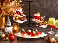 July–August [Midsummer Fruits Afternoon Tea] ~Mid-summer fruits adorned with white peaches, mangoes, and pineapples~