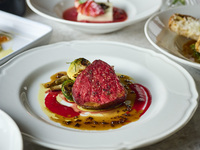 【DINNER | 12/1-23 】アーリークリスマスコース