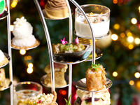 【12/19-23・26-27】Festive Afternoon Tea with a Glass of Champagne ＋ Kamon Cookie＋ Ornament
