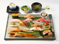 ◎季節の板さんおまかせにぎり（4,400円税込）
